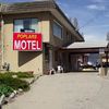 Poplars Motel