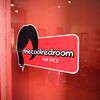 Thecoolredroom Hair Space